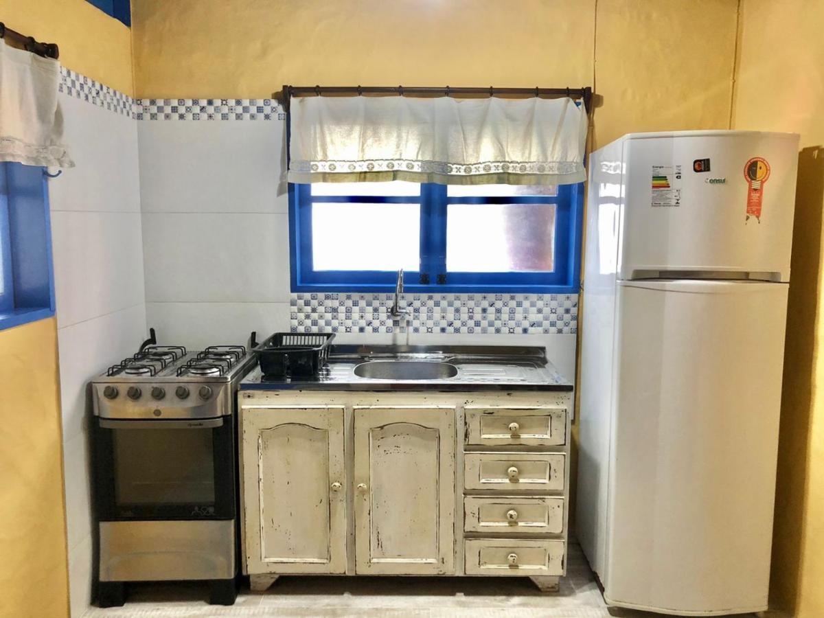 Chales No Centro De Bombinhas Exteriör bild